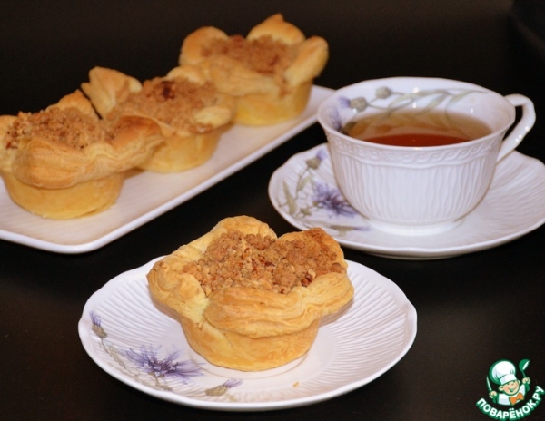 Слойки с яблоками и миндалем Слойки с яблоками и миндалем