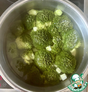 Биточки из брокколи и сыра