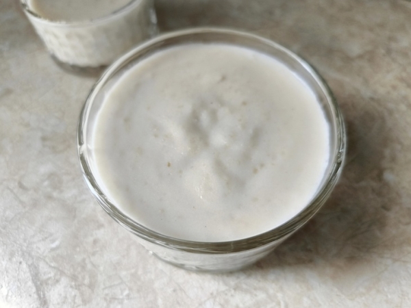 Бланманже из кешью с жимолостью #пушкинкулинар