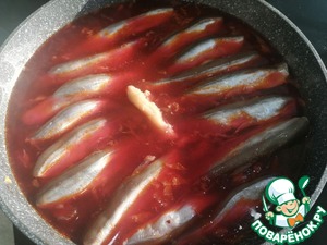 Борщ с фасолью и мойвой