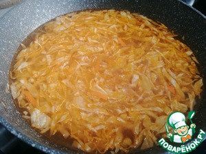 Борщ с фасолью и мойвой