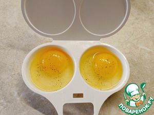 Бутерброд с форелью и яйцом