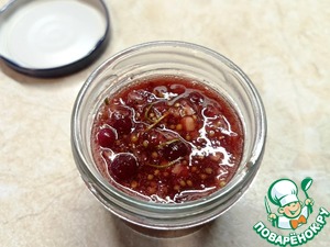 Буженина "Инди" с клюквенно-горчичным соусом Буженина "Инди" с клюквенно-горчичным соусом