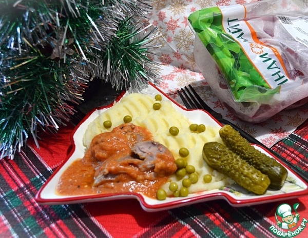 Буженина из индейки в соусе