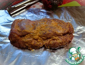 Буженина из индейки в соусе