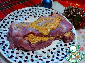 Буженина из индейки в соусе