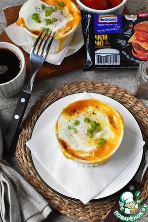 Быстрые чашки с яйцом и сыром Быстрые чашки с яйцом и сыром