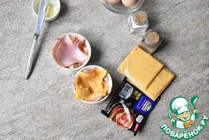 Быстрые чашки с яйцом и сыром Быстрые чашки с яйцом и сыром
