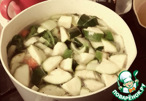 Быстрый куриный суп с овощами, лаймом