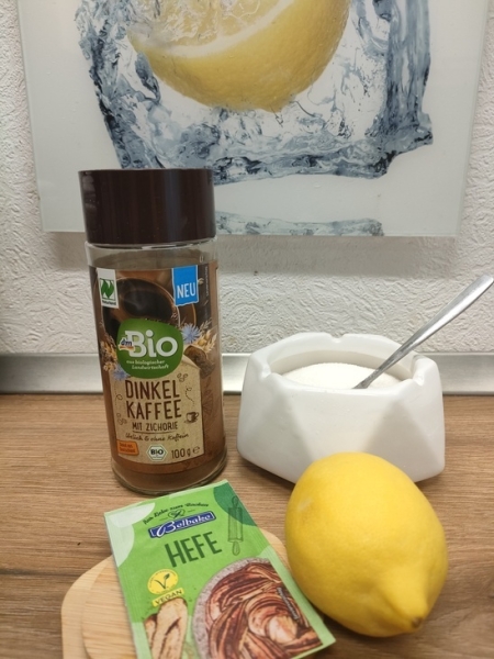 Быстрый квас с цикорием (проще и быстрее не бывает) Быстрый квас с цикорием (проще и быстрее не бывает)