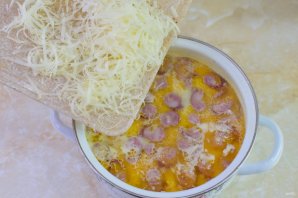 Сырный суп с копченостями Сырный суп с копченостями