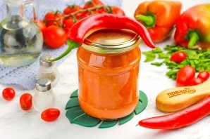 Аджика из помидоров и перца Аджика из помидоров и перца