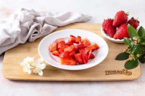 Алкогольный коктейль в блендере Алкогольный коктейль в блендере