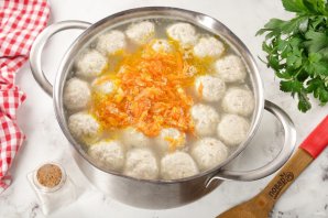 Суп с фрикадельками
