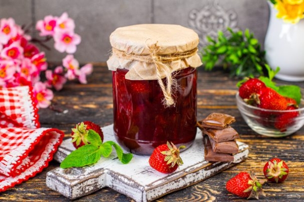Варенье из клубники с шоколадом Варенье из клубники с шоколадом