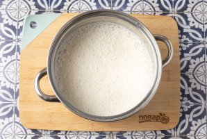 Холодная лапша с соевым молоком "Конггуксу" Холодная лапша с соевым молоком "Конггуксу"