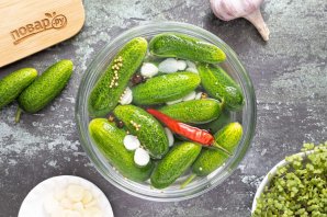 Быстрые маринованные огурцы