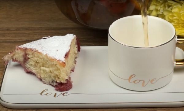 Знаменитый клубничный торт с 1 яйцом. Рецепт без духовки: вкусно и быстро Знаменитый клубничный торт с 1 яйцом. Рецепт без духовки: вкусно и быстро