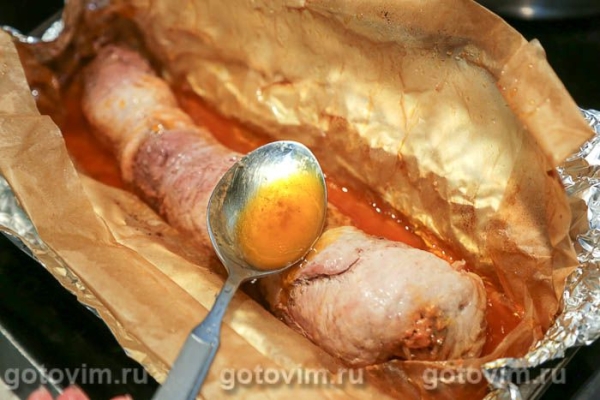 Рулет из свинины с острым перцем, беконом и сыром Рулет из свинины с острым перцем, беконом и сыром