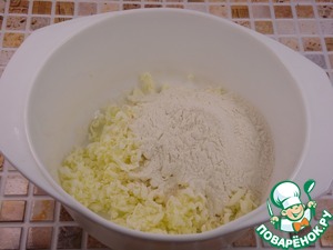 Киш с тунцом и перцем Киш с тунцом и перцем