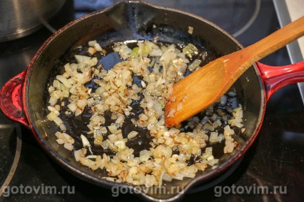 Пёркёльт из свинины (Pörkölt) Пёркёльт из свинины (Pörkölt)