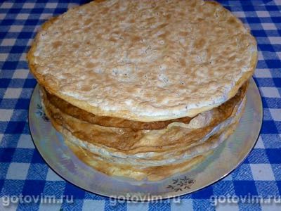 Торт «Наполеон» с орехами Торт «Наполеон» с орехами