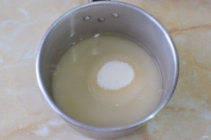 Варенье "Пятиминутка" из черной смородины Варенье "Пятиминутка" из черной смородины