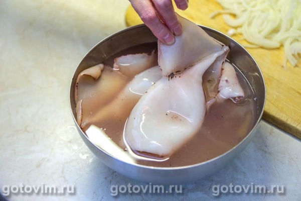 Мини-чебуреки посикунчики с кальмарами Мини-чебуреки посикунчики с кальмарами