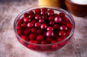 Варенье из алычи с косточками