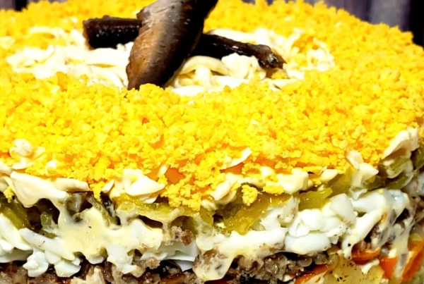 Праздничный салат «Любимчик» — лучший, среди блюд на Новогодний стол 2026!