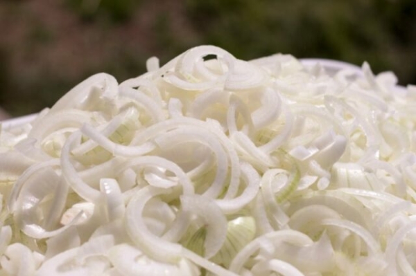 «Походный» вариант маринования лука с зеленью «Походный» вариант маринования лука с зеленью