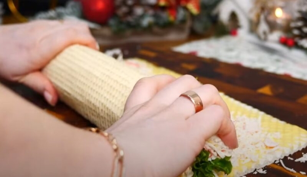 Обожаю этот крабовый рулет. Вкусная Новогодняя закуска за 5 минут Обожаю этот крабовый рулет. Вкусная Новогодняя закуска за 5 минут