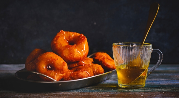 Итальянские пончики в меду, пошаговый рецепт с фото на 688 ккал Итальянские пончики в меду, пошаговый рецепт с фото на 688 ккал