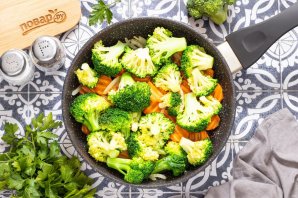 Брокколи с морковью