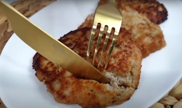 Беру 1 стакан кефира и немного фарша. Вкусные ленивые пирожки: готовлю так уже много лет и не надоедает Беру 1 стакан кефира и немного фарша. Вкусные ленивые пирожки: готовлю так уже много лет и не надоедает