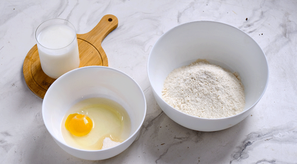 Оладьи на айране, пошаговый рецепт с фото Оладьи на айране, пошаговый рецепт с фото