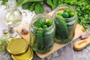 Огурцы консервированные хрустящие