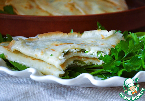 Ленивые гёзлеме с творогом, сыром, зеленью