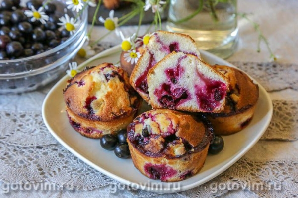 Маффины с черной смородиной