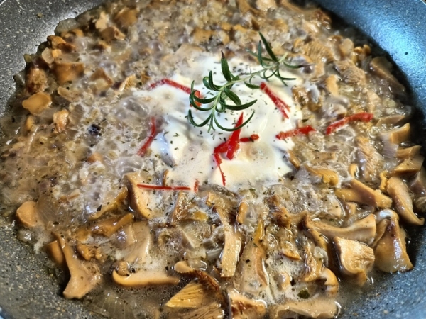 Булгур с лисичками и сметаной Булгур с лисичками и сметаной