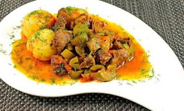 Классический азу без картошки по-татарски из говядины Классический азу без картошки по-татарски из говядины