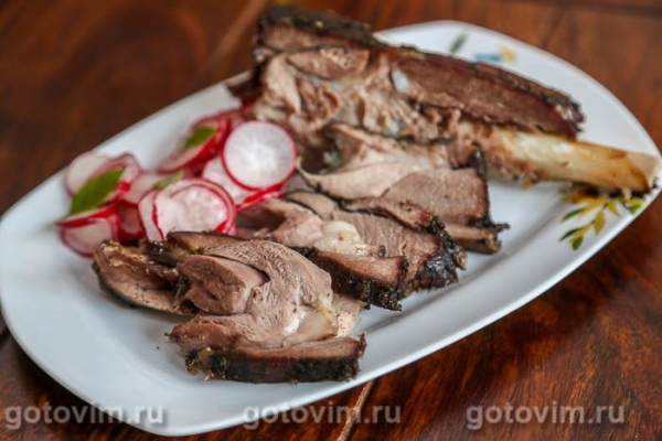 Сочная баранина, запеченная при низкой температуре