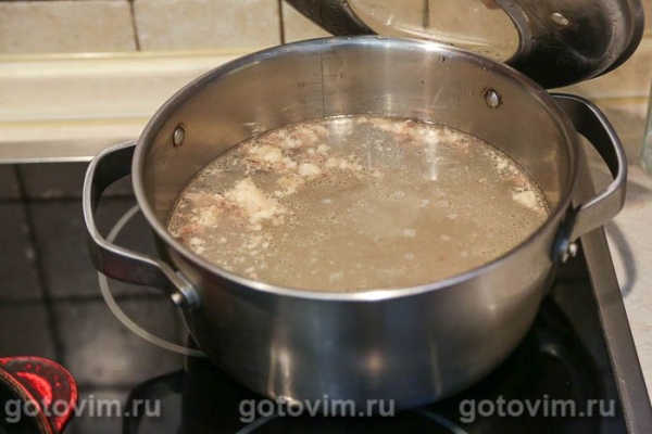 Борщ с говядиной и нутом