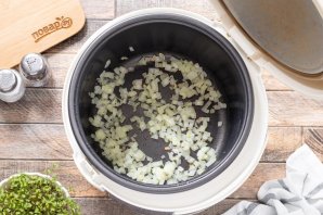 Картошка тушеная в мультиварке Картошка тушеная в мультиварке