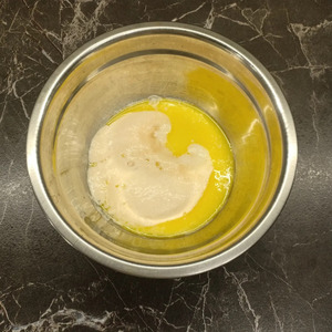 Рулет на дрожжевом тесте с творогом