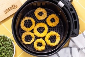 Луковые кольца в аэрогриле Луковые кольца в аэрогриле