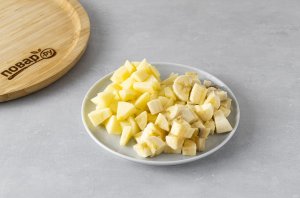 Овсяная каша с яблоком и бананом