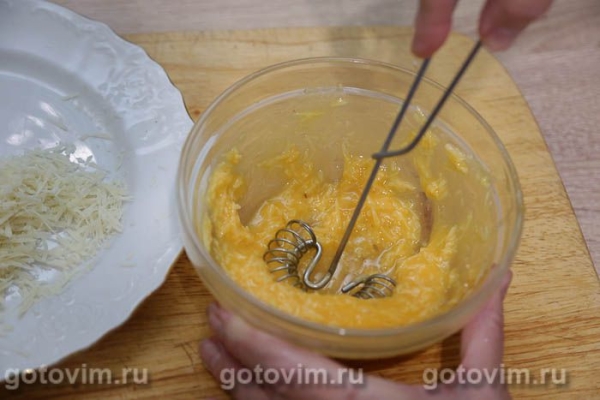 Паста карбонара с беконом и лисичками в мультиварке