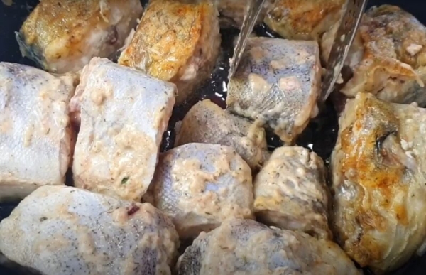 Дорогую рыбу больше не покупаю: приготовила минтай по этому рецепту, получилось намного вкусно Дорогую рыбу больше не покупаю: приготовила минтай по этому рецепту, получилось намного вкусно