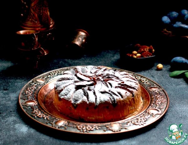 Орехово-овсяный пирог со сливами